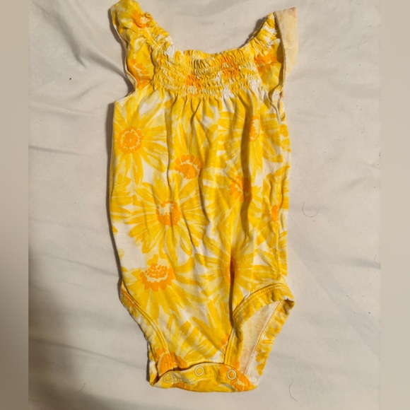 Baby Girls shirts, rompers, and dresses 9 months clothes - Picture 16 of 16